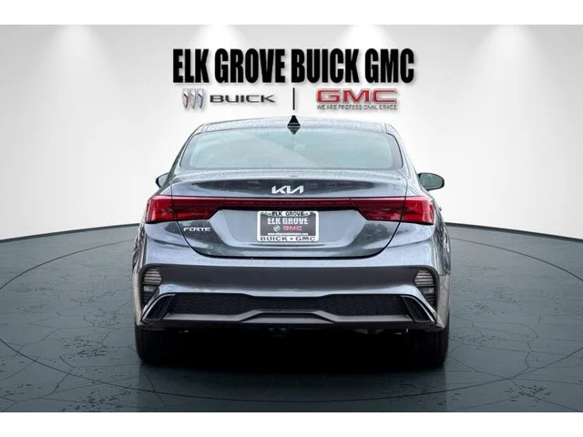 SEMINUEVOS KIA Forte at ELK GROVE in Elk Grove Buick GMC