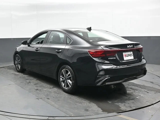 SEMINUEVOS KIA Forte a Estados en autogozo