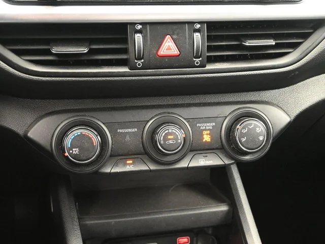 SEMINUEVOS KIA Forte a Estados en autogozo