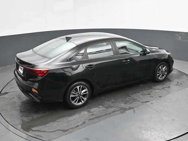 SEMINUEVOS KIA Forte a Estados en autogozo