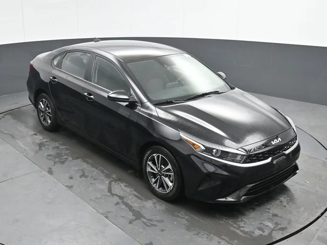 SEMINUEVOS KIA Forte a Estados en autogozo