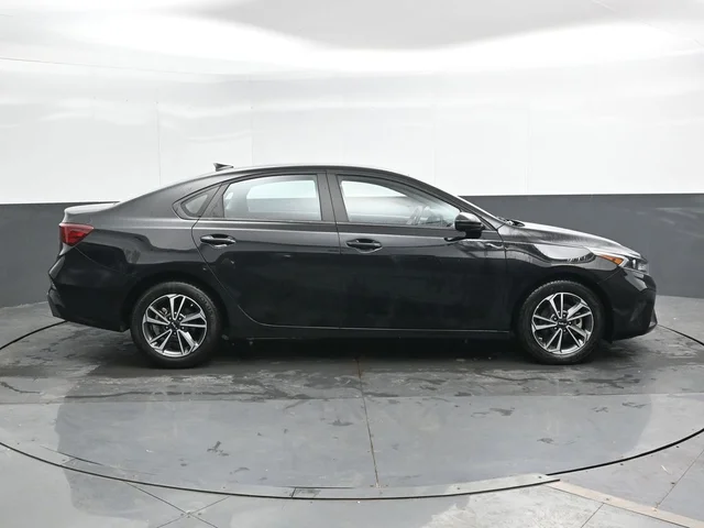 SEMINUEVOS KIA Forte a Estados en autogozo