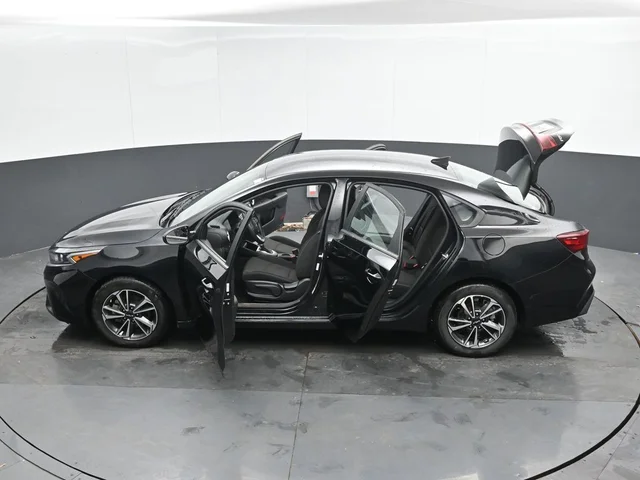 SEMINUEVOS KIA Forte a Estados en autogozo