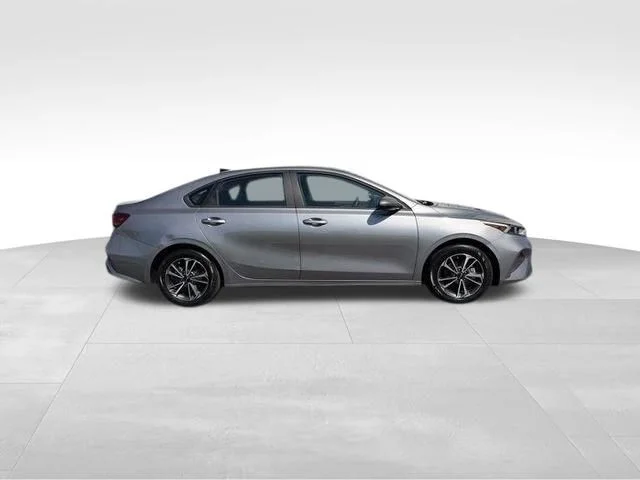 SEMINUEVOS KIA Forte a Estados en autogozo