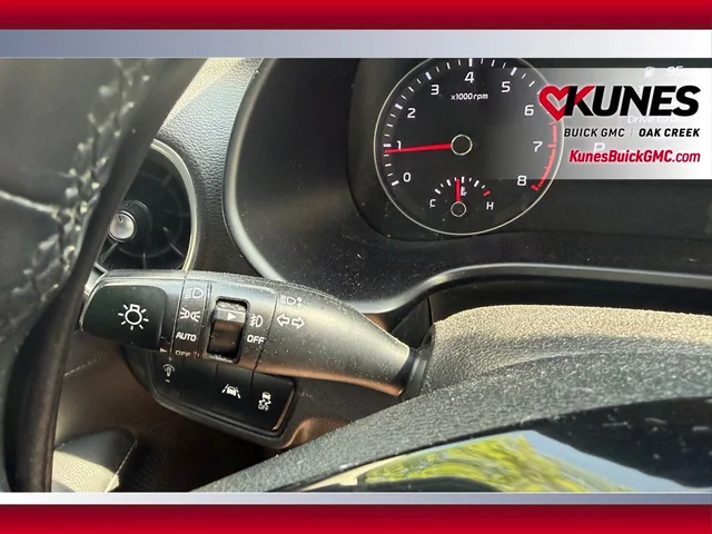 SEMINUEVOS KIA Forte a Estados en autogozo