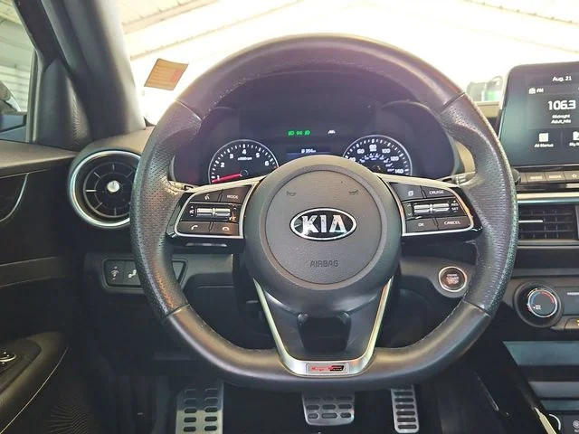 SEMINUEVOS KIA Forte a Estados en autogozo