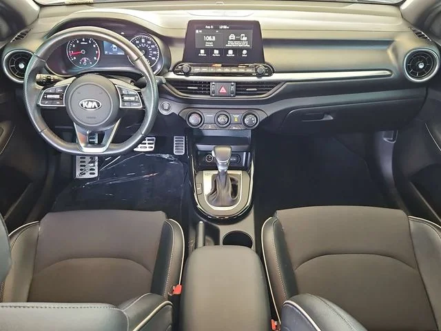 SEMINUEVOS KIA Forte a Estados en autogozo