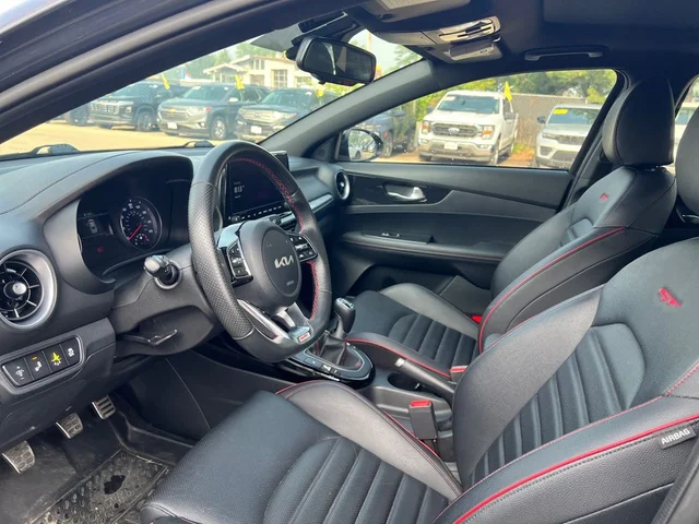 SEMINUEVOS KIA Forte a Estados en autogozo