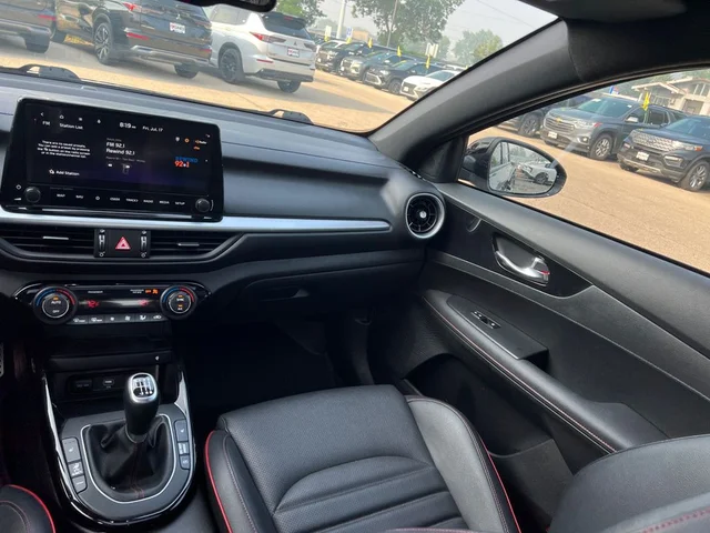 SEMINUEVOS KIA Forte a Estados en autogozo