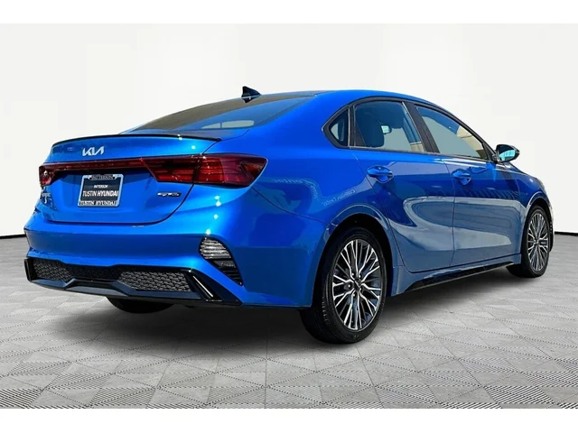 SEMINUEVOS KIA Forte a Tustin    en Tustin Hyundai