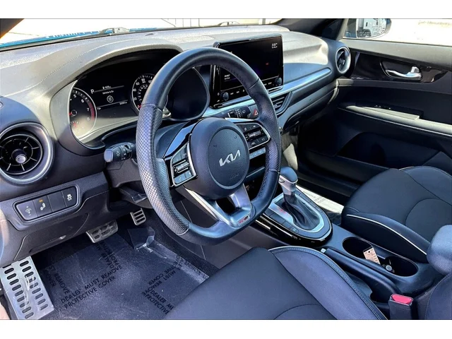 SEMINUEVOS KIA Forte a Tustin    en Tustin Hyundai