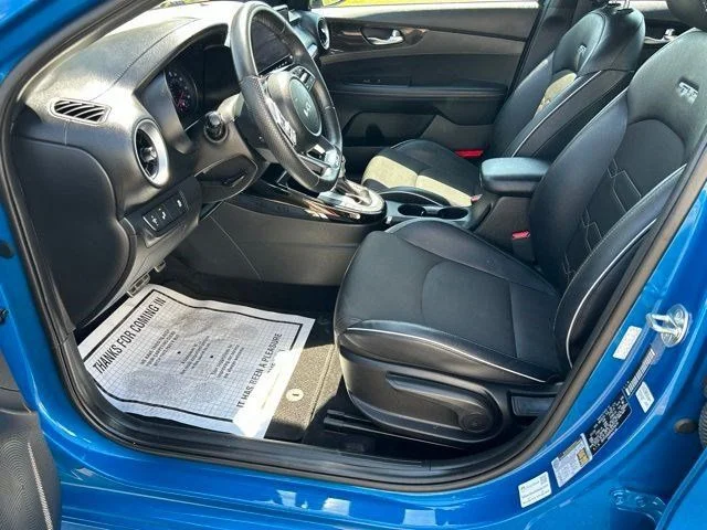 SEMINUEVOS KIA Forte a Estados en autogozo