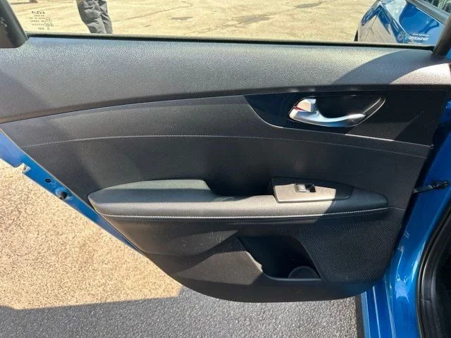 SEMINUEVOS KIA Forte a Estados en autogozo