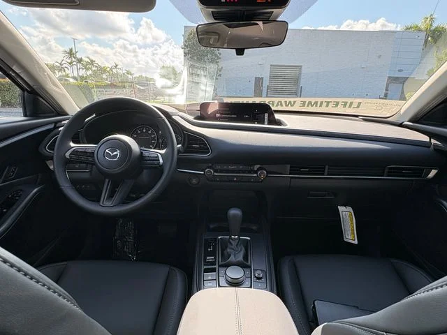 Nuevos MAZDA CX-30 à Estados chez autogozo