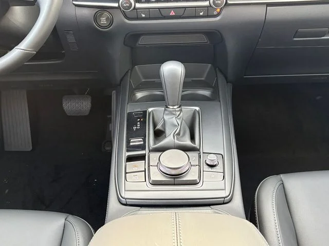 Nuevos MAZDA CX-30 à Estados chez autogozo
