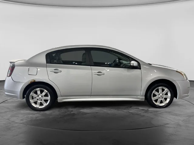 SEMINUEVOS NISSAN Sentra a Estados en autogozo