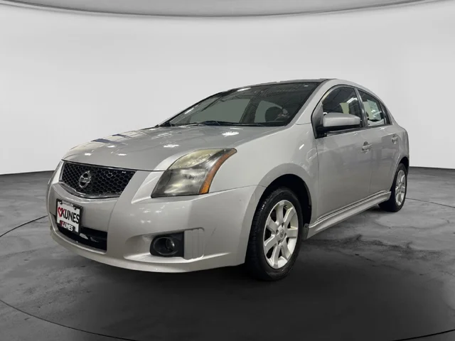 SEMINUEVOS NISSAN Sentra a Estados en autogozo