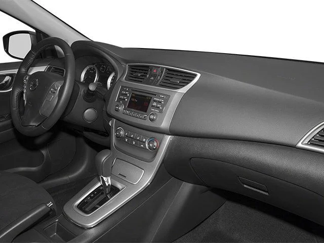 SEMINUEVOS NISSAN Sentra a Estados en autogozo