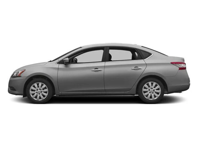 SEMINUEVOS NISSAN Sentra a Estados en autogozo