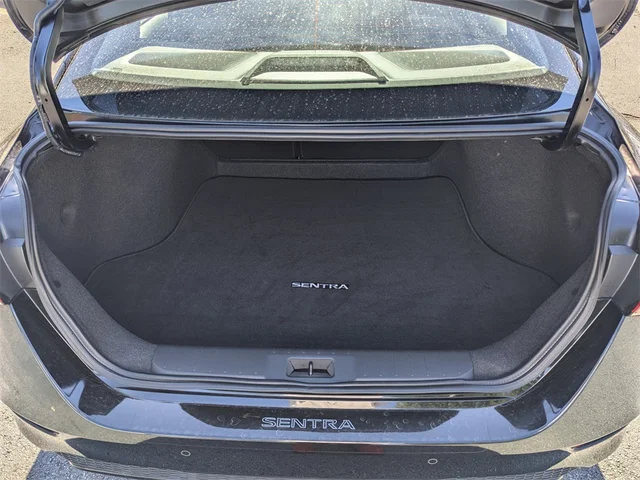 SEMINUEVOS NISSAN Sentra at Kennesaw, in Town Center Nissan