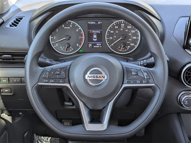 SEMINUEVOS NISSAN Sentra at Kennesaw, in Town Center Nissan