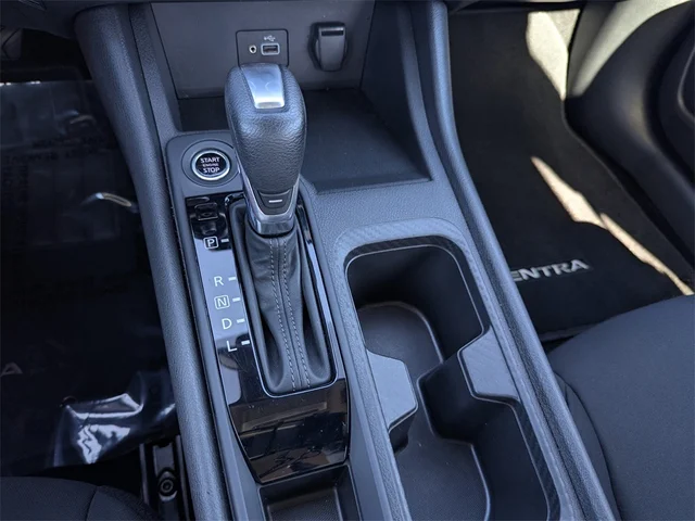 SEMINUEVOS NISSAN Sentra at Kennesaw, in Town Center Nissan