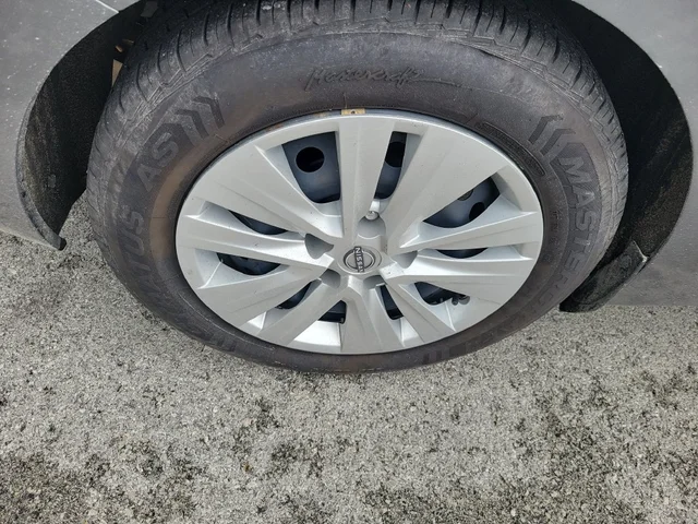 SEMINUEVOS NISSAN Sentra a Estados en autogozo