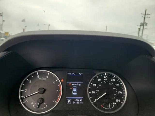 SEMINUEVOS NISSAN Sentra a Estados en autogozo