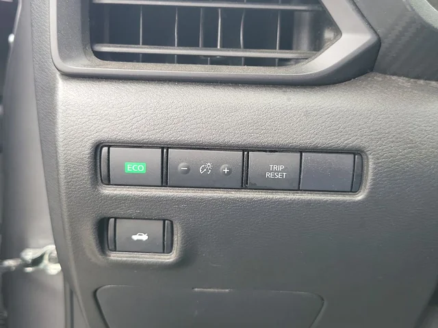 SEMINUEVOS NISSAN Sentra a Estados en autogozo