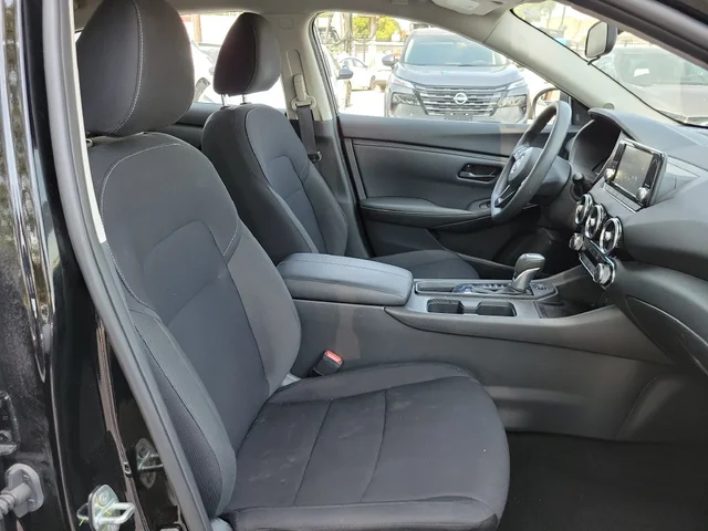 SEMINUEVOS NISSAN Sentra a Estados en autogozo