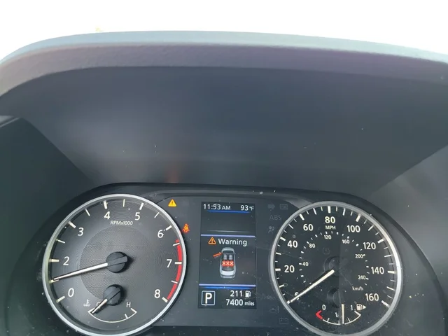 SEMINUEVOS NISSAN Sentra a Estados en autogozo