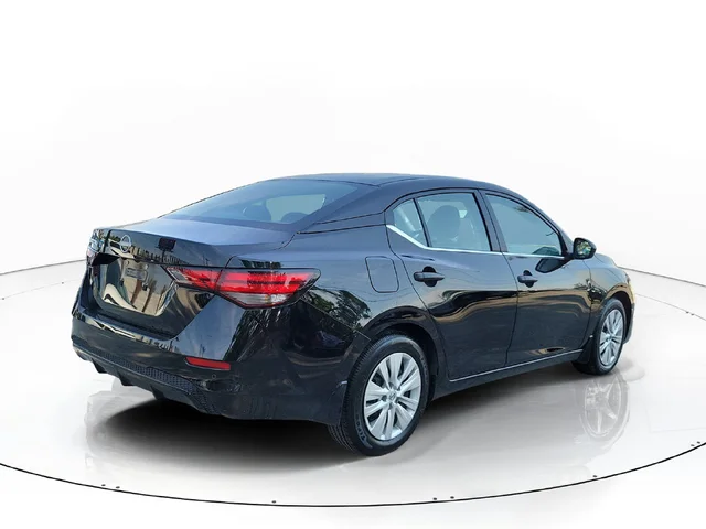 SEMINUEVOS NISSAN Sentra a Estados en autogozo