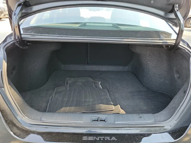 SEMINUEVOS NISSAN Sentra a Estados en autogozo