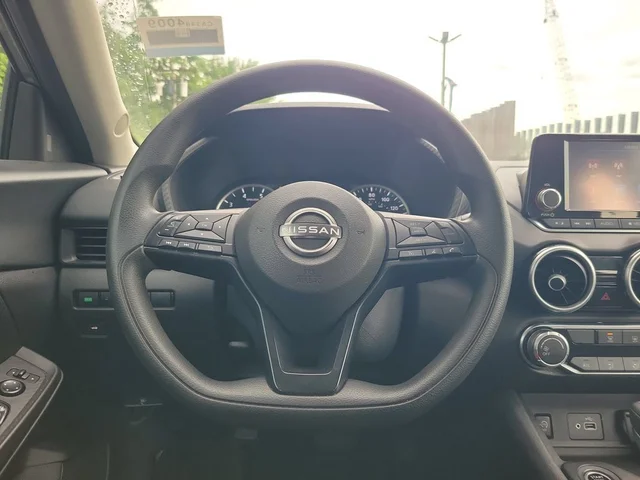 SEMINUEVOS NISSAN Sentra a Estados en autogozo