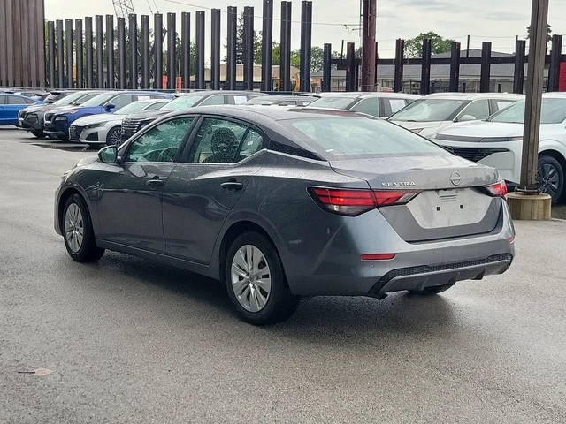 SEMINUEVOS NISSAN Sentra a Estados en autogozo