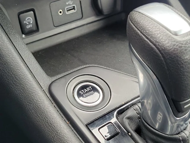 SEMINUEVOS NISSAN Sentra a Estados en autogozo