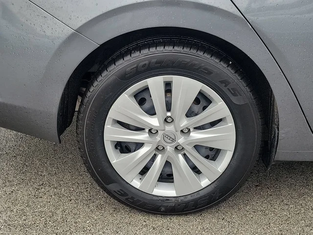 SEMINUEVOS NISSAN Sentra a Estados en autogozo