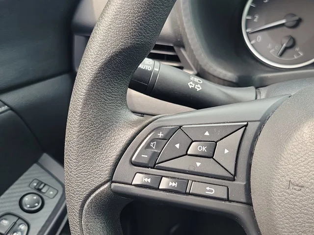 SEMINUEVOS NISSAN Sentra a Estados en autogozo