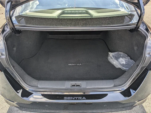 SEMINUEVOS NISSAN Sentra at Kennesaw, in Town Center Nissan