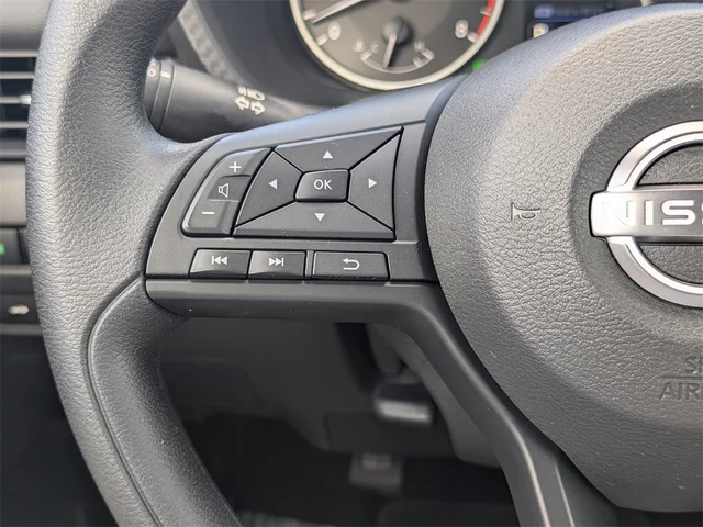 SEMINUEVOS NISSAN Sentra at Kennesaw, in Town Center Nissan