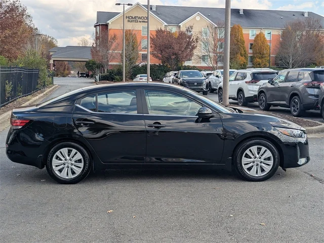 SEMINUEVOS NISSAN Sentra at Kennesaw, in Town Center Nissan