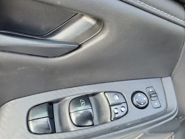 SEMINUEVOS NISSAN Sentra a Estados en autogozo
