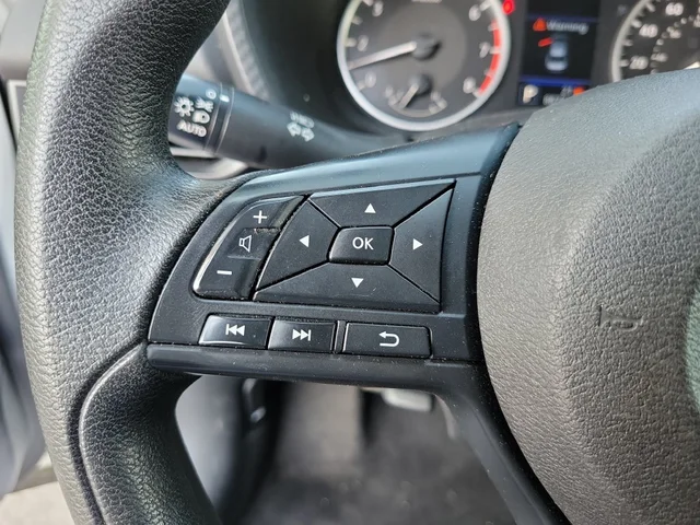 SEMINUEVOS NISSAN Sentra a Estados en autogozo