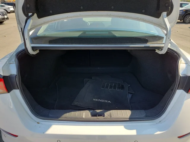 SEMINUEVOS NISSAN Sentra a Estados en autogozo
