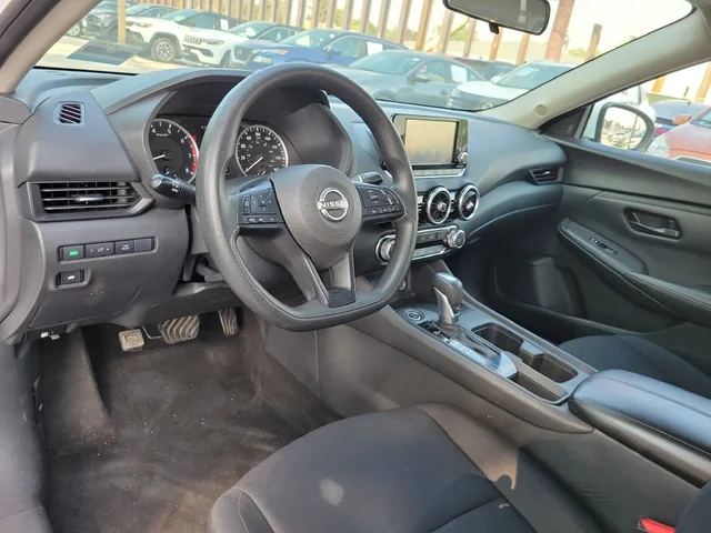 SEMINUEVOS NISSAN Sentra a Estados en autogozo