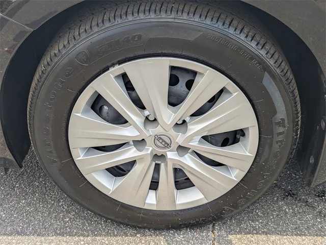 SEMINUEVOS NISSAN Sentra at Kennesaw, in Town Center Nissan