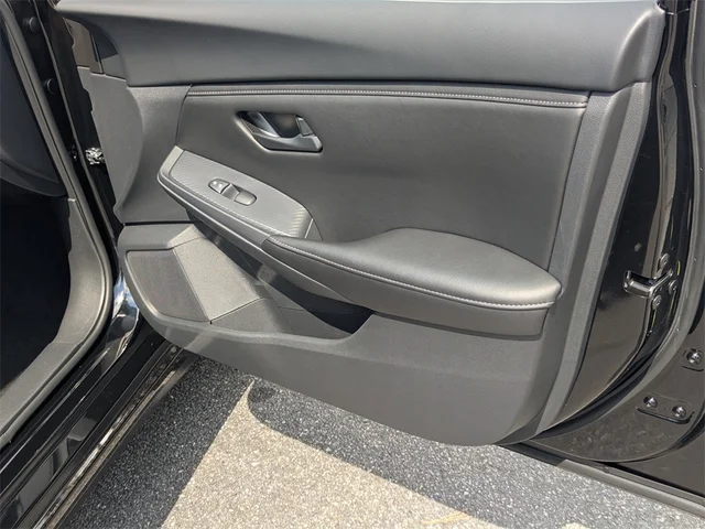 SEMINUEVOS NISSAN Sentra at Kennesaw, in Town Center Nissan