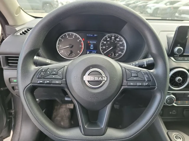 SEMINUEVOS NISSAN Sentra a Estados en autogozo