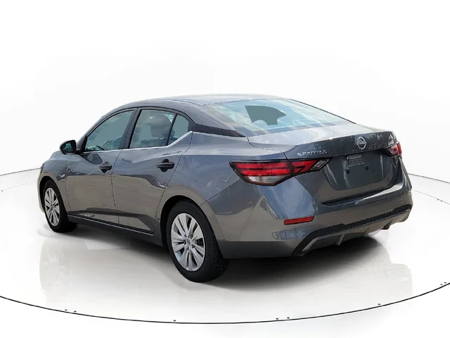 SEMINUEVOS NISSAN Sentra a Estados en autogozo