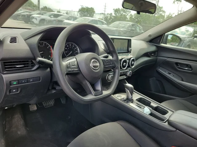 SEMINUEVOS NISSAN Sentra a Estados en autogozo